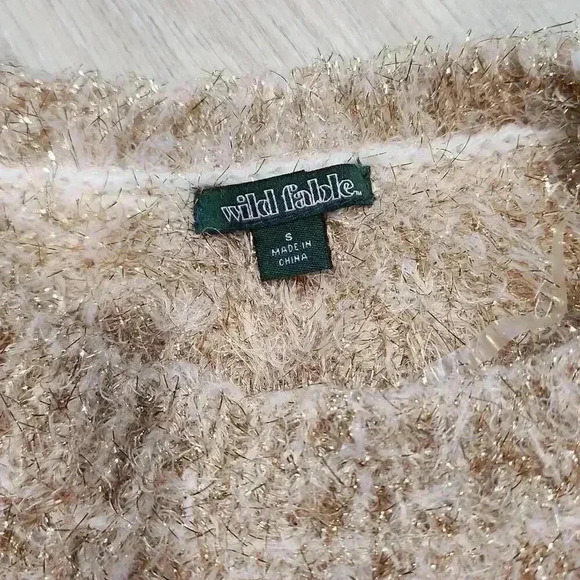 Wild Fable Women's Fuzzy Knit Long Sleeve Pullover Sweater Metallic Gold Small - Picture 2 of 7